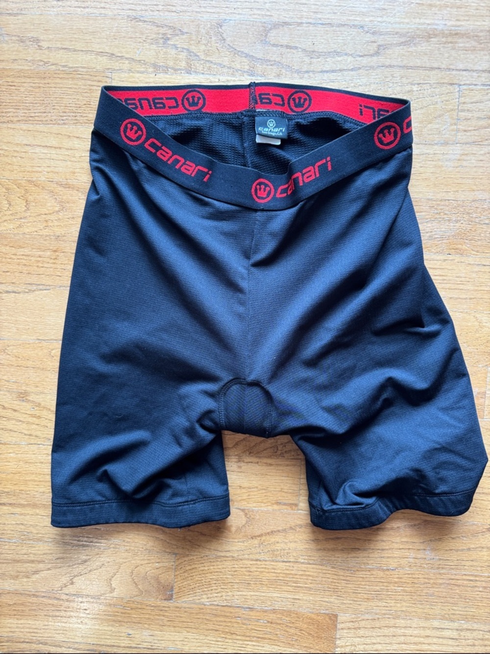 Canari Black Cycling Liner Men’s Shorts with Red Logo Waistband size L